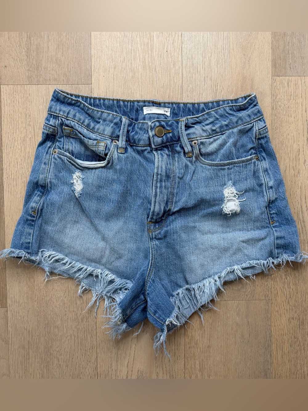 Good American shorts - 4/27